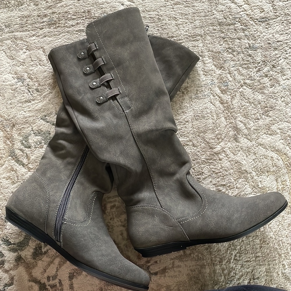 Knee High Grey Francie boots
